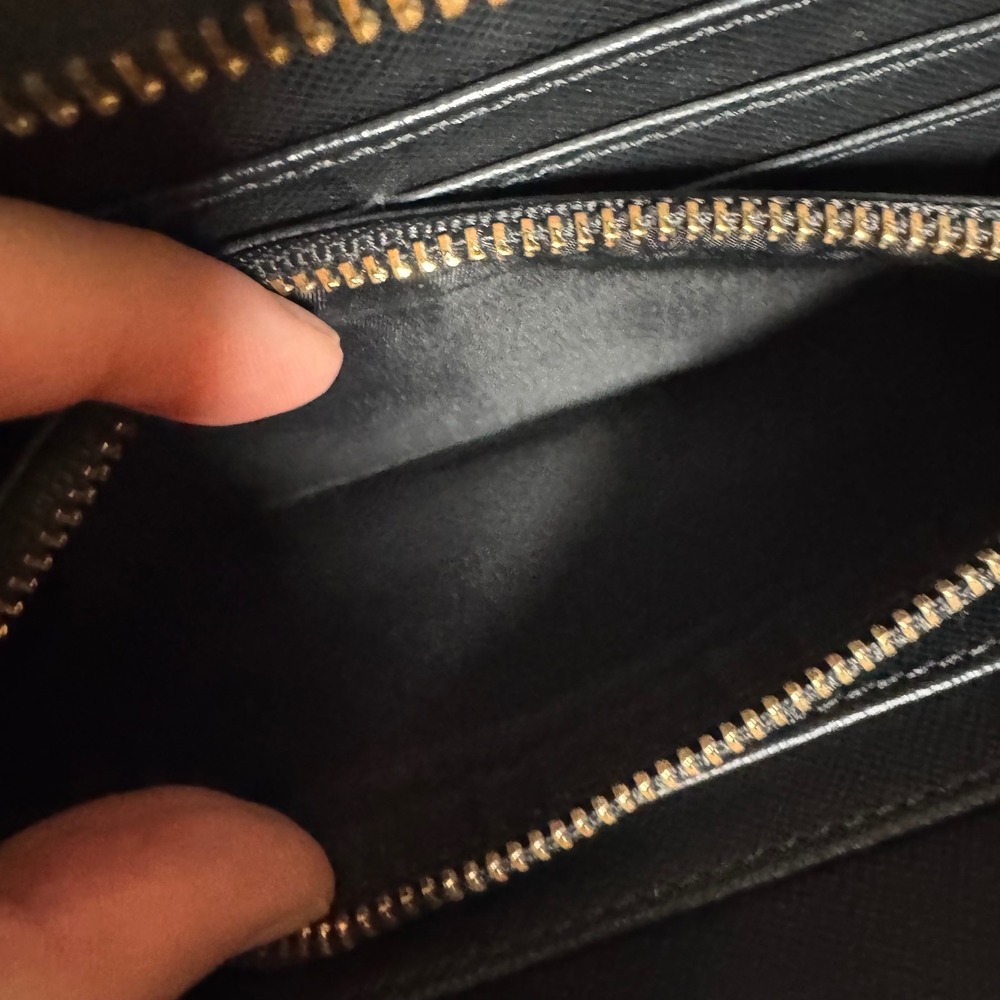 Tory Burch Black Saffiano Leather Zip Around Continental Wallet - Picture 6 of 7